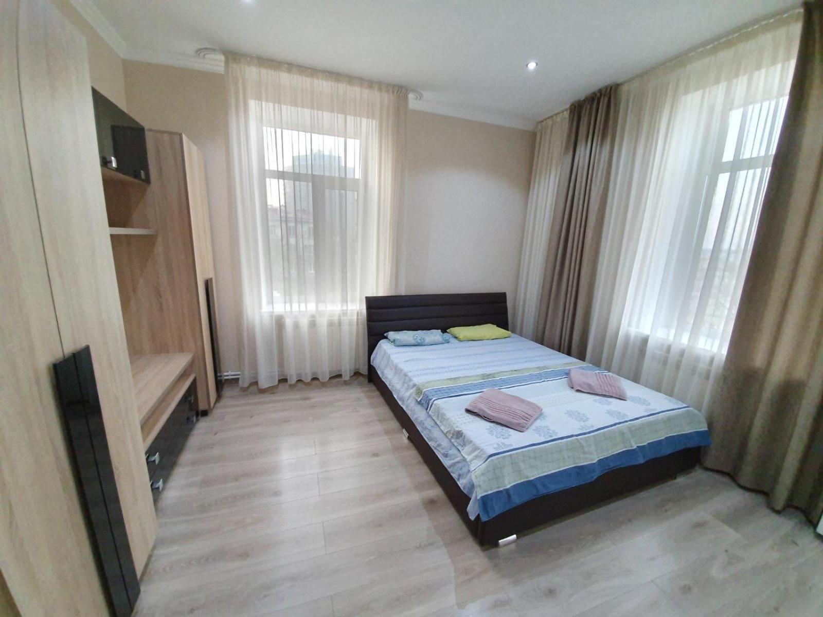 Tourist Home At Stefan Cel Mare With 2 Rooms Chisinau Exterior foto